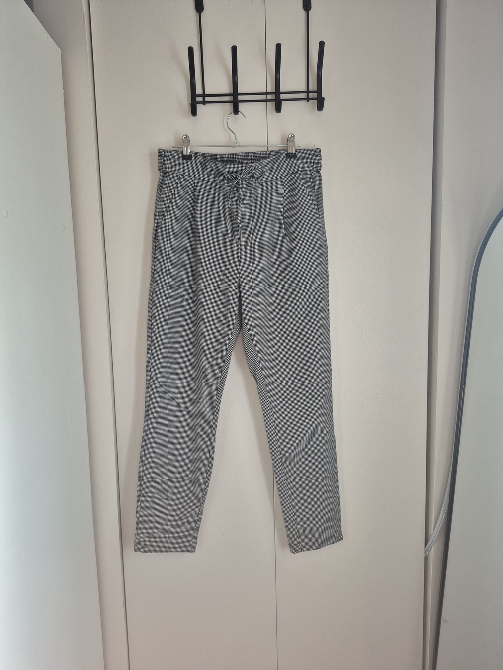 Vero Moda Women's Slim Drawstring Chinos